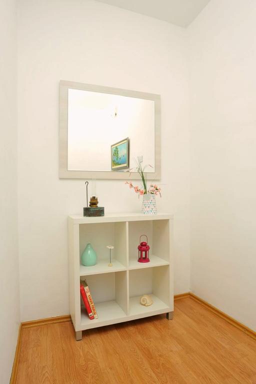Holiday Home Lucica Sutivan Ngoại thất bức ảnh