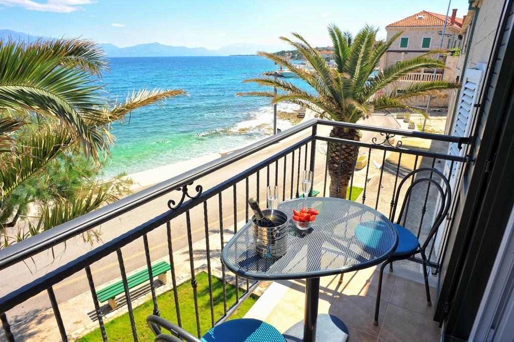 Holiday Home Lucica Sutivan Ngoại thất bức ảnh