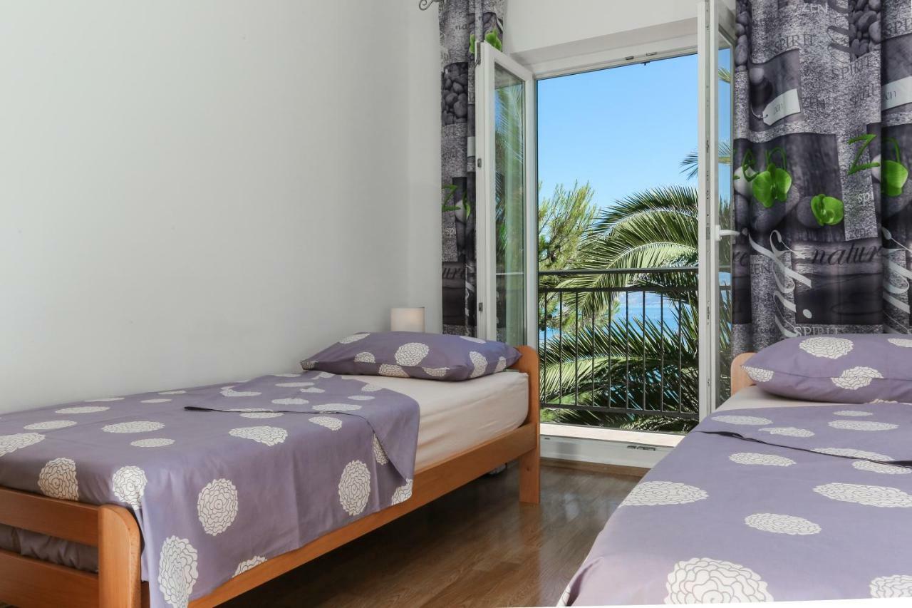 Holiday Home Lucica Sutivan Ngoại thất bức ảnh