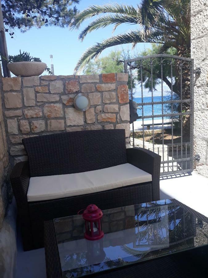 Holiday Home Lucica Sutivan Ngoại thất bức ảnh