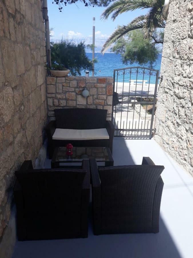 Holiday Home Lucica Sutivan Ngoại thất bức ảnh