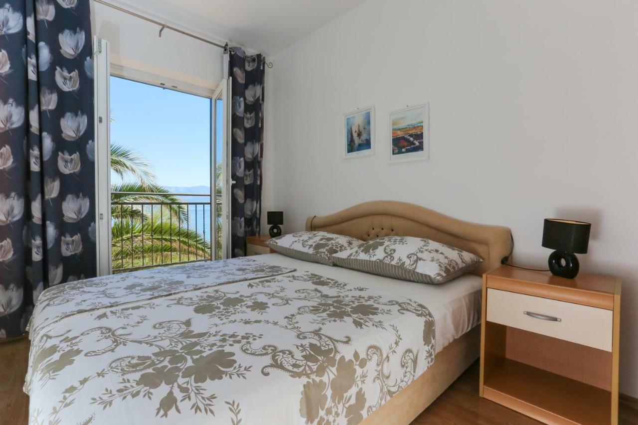 Holiday Home Lucica Sutivan Ngoại thất bức ảnh